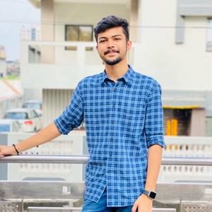 Meet your Posher, Yash